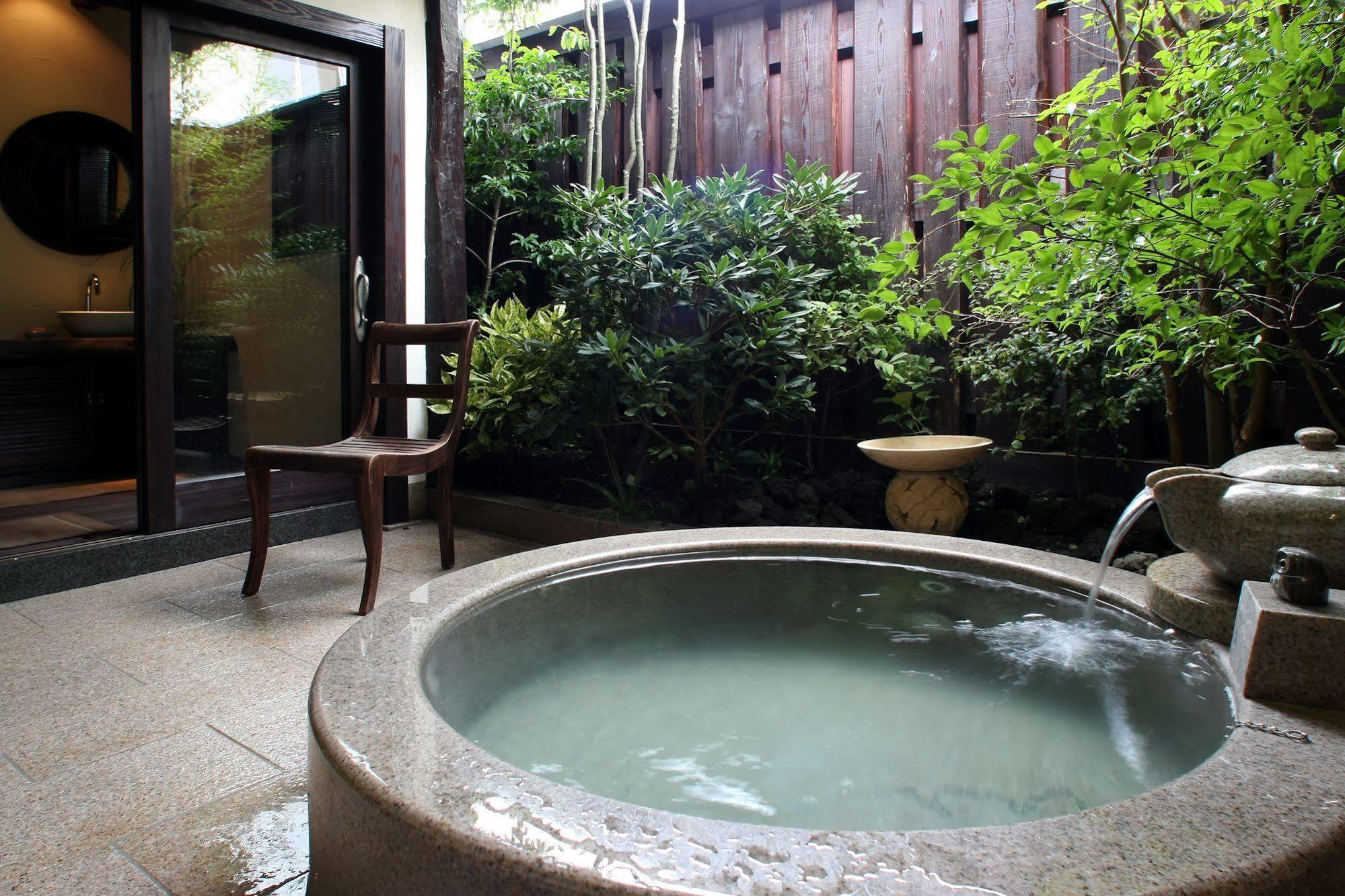 Hotel Aso No Shiki Extérieur photo